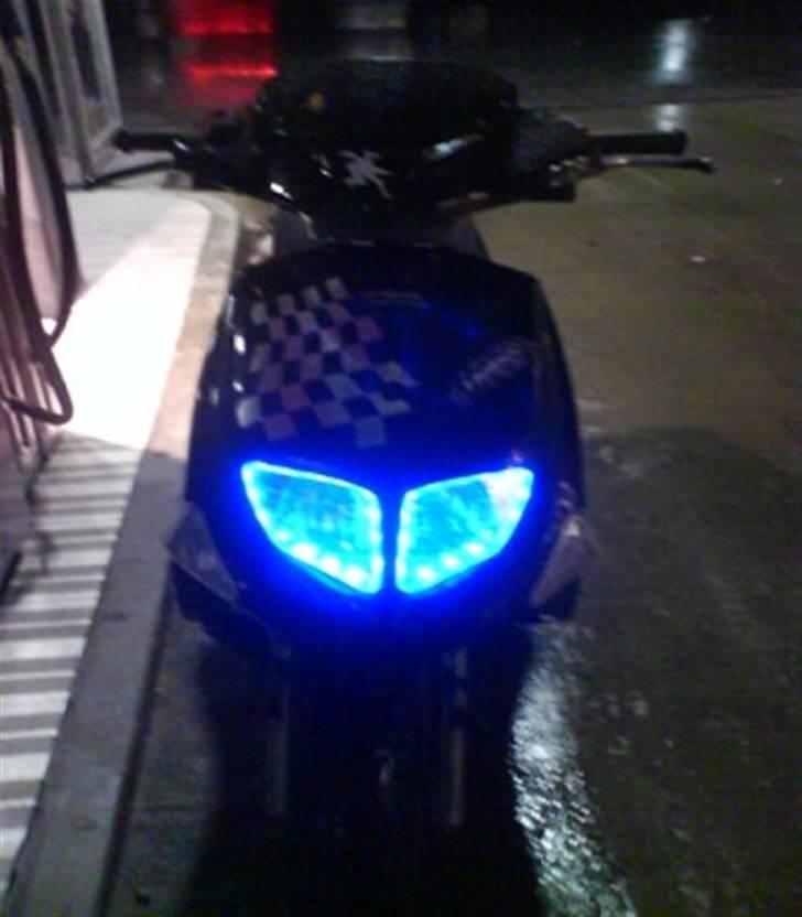 PGO Dr. Rox LC DD SOLGT! - mit trofaste skib :D billede 1