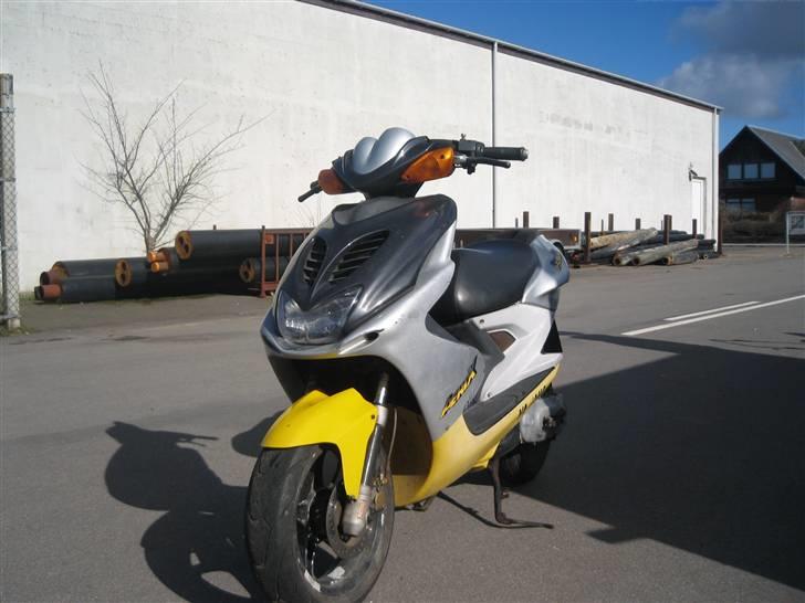 Yamaha Aerox   ( SOLGT ). billede 1