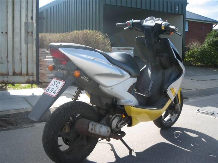 Yamaha Aerox   ( SOLGT ). billede 2