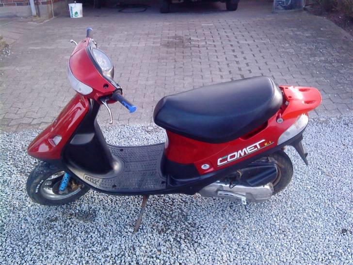 PGO comet billede 11