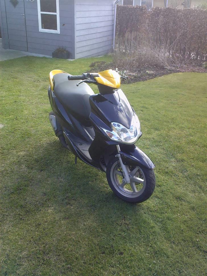 Yamaha Jog R SOLGT - gammelt billede 2