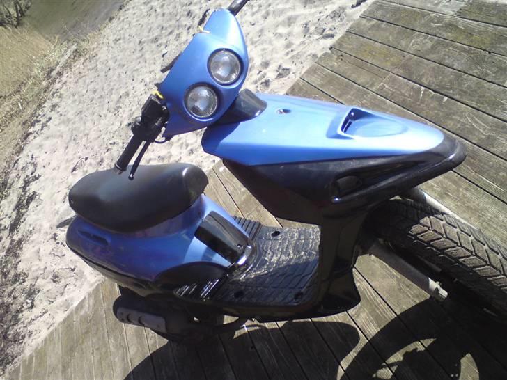 Adly jet SOLGT billede 1