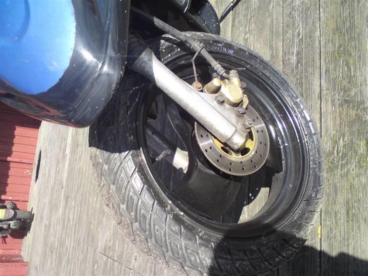 Adly jet SOLGT billede 6