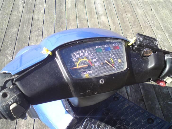 Adly jet SOLGT billede 9