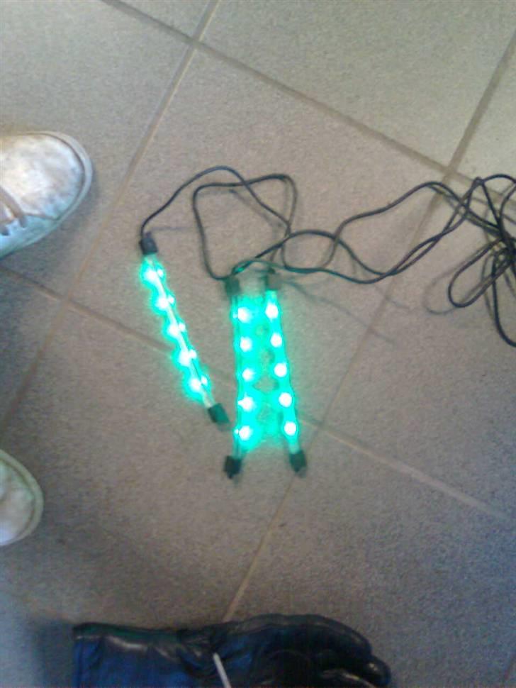 PGO Black magic [ Solgt ] - dioderene, der ikker var blevet sat på endnu. billede 2