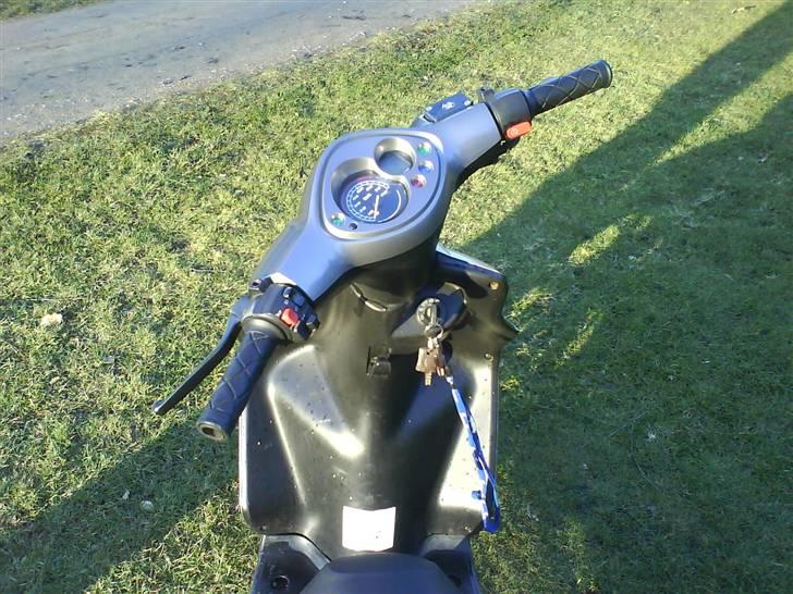 Yamaha Jog R  Byttet billede 9