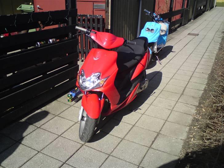 Yamaha jog r (solgt) billede 2