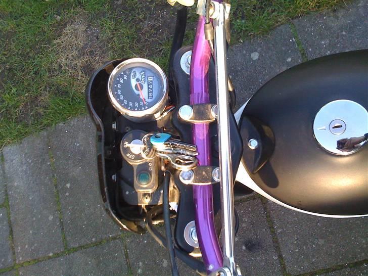 Suzuki street magic SOLGT billede 5