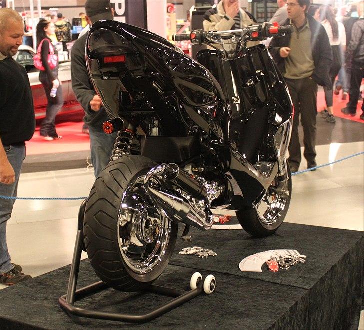 Yamaha Aerox S6R -Ny 2009 Model! - Scandinavian Custom Show 2009 billede 6