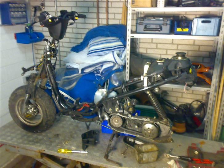 PGO Hot 50 - Da jeg startede :D forår 2009 billede 5