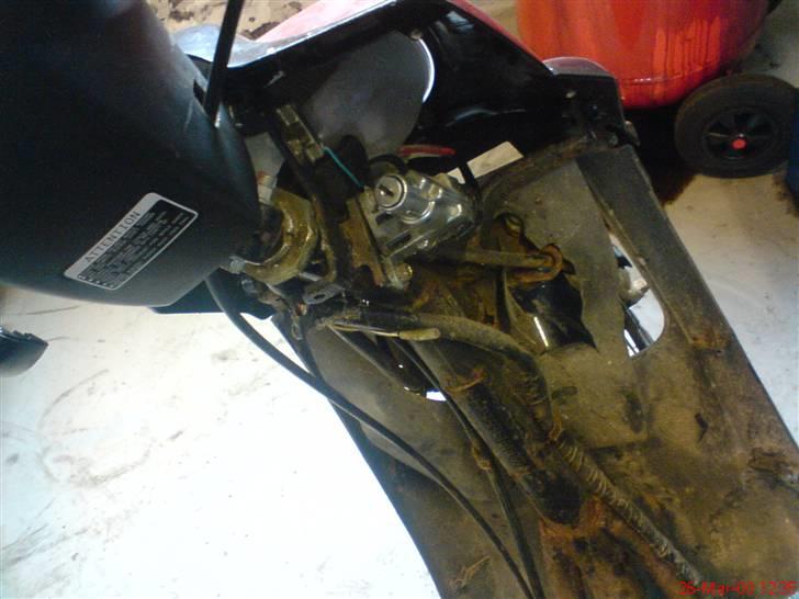 PGO hot 50  smutted  billede 10