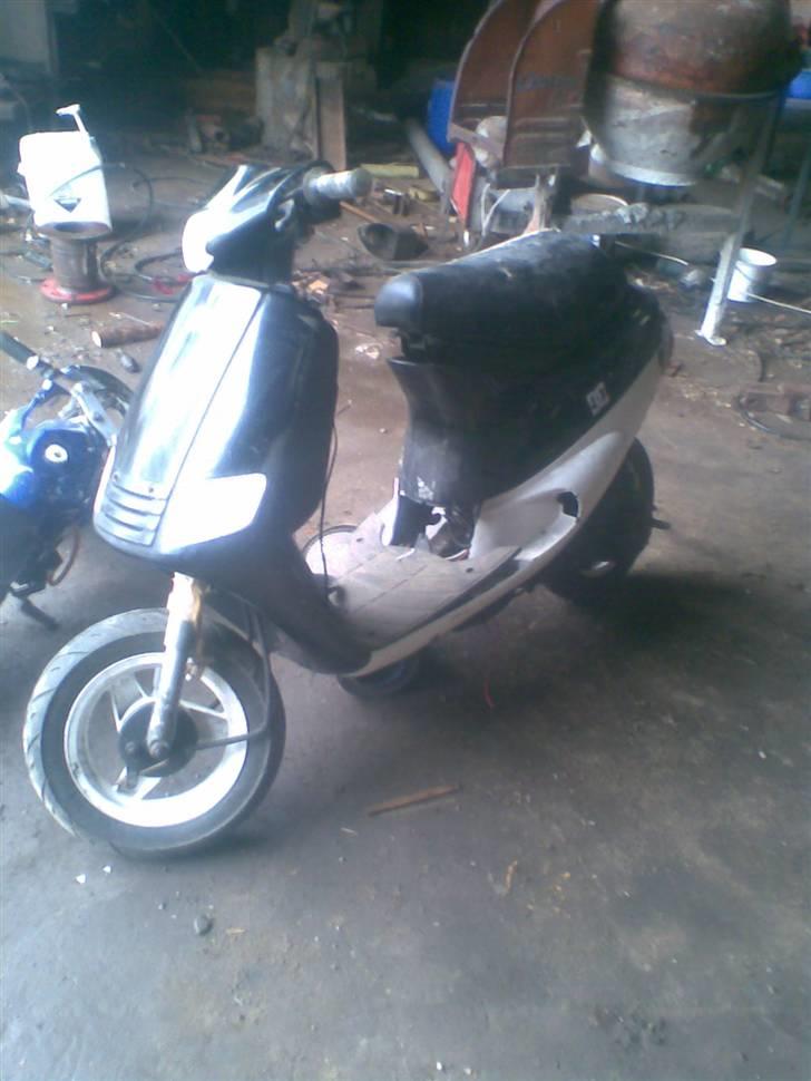Piaggio zip ''solgt'' billede 1