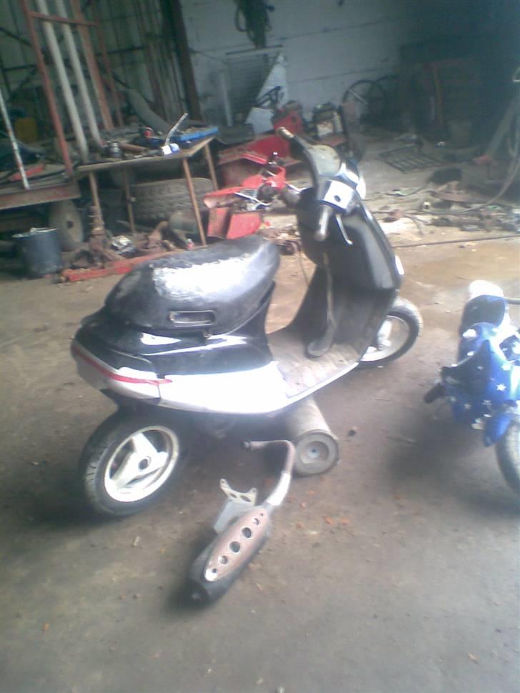 Piaggio zip ''solgt'' billede 3