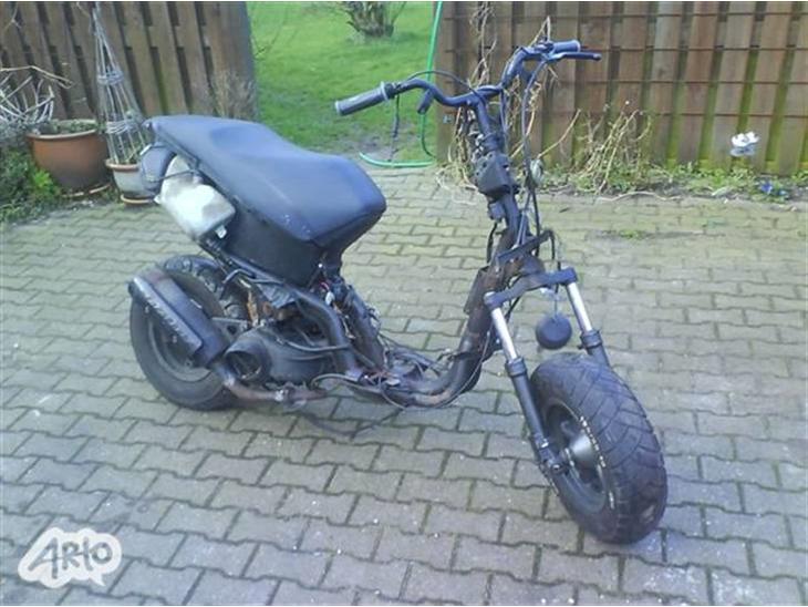 {{currentPhoto.altText}} billede {{currentPhoto.number}}