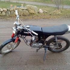 Yamaha 4  gear solgt