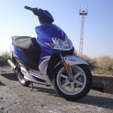 Yamaha Jog R Hjemme igen :b
