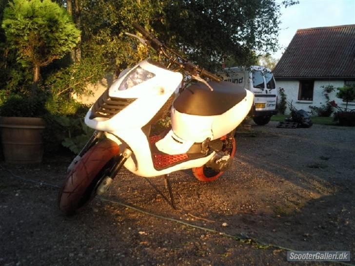 Aprilia sonic/Aerox DD VÆK!!!!! billede 2