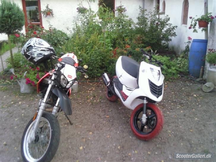 Aprilia sonic/Aerox DD VÆK!!!!! billede 4