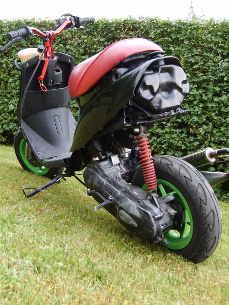 Yamaha jog (SOLGT I DELE) billede 9