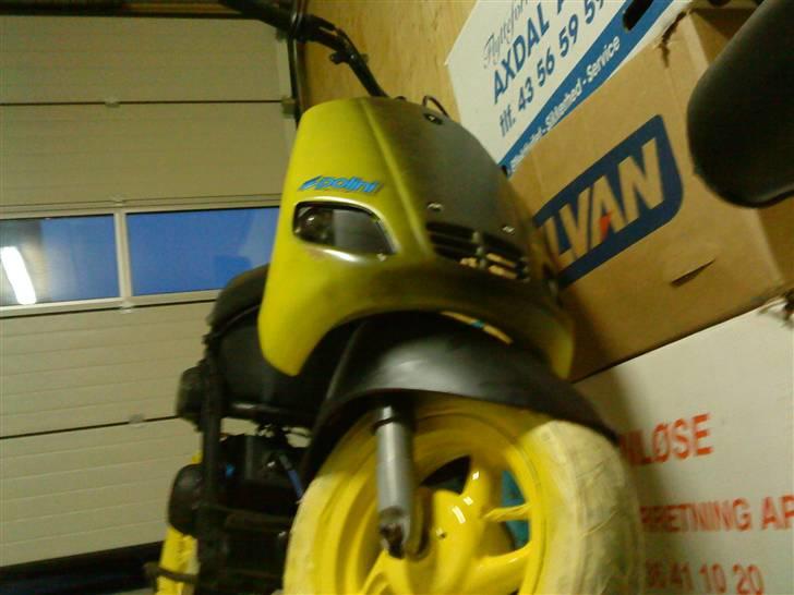 Piaggio "Hiper 2" Zip projekt - ny malede fælde + frontskjold billede 1