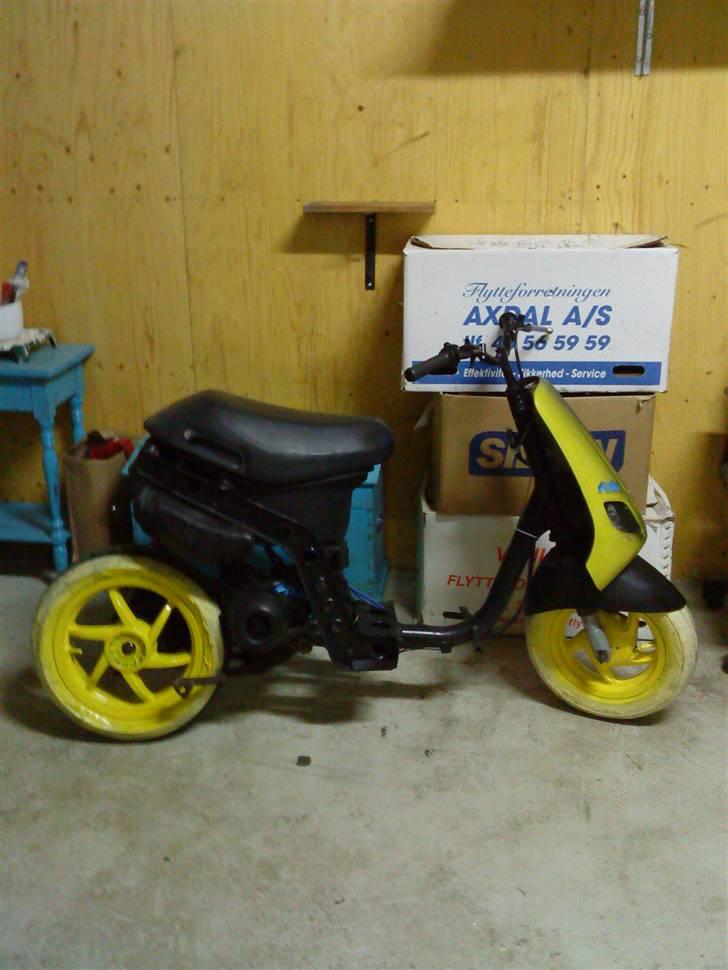 Piaggio "Hiper 2" Zip projekt - ny malede fælde + frontskjold billede 2