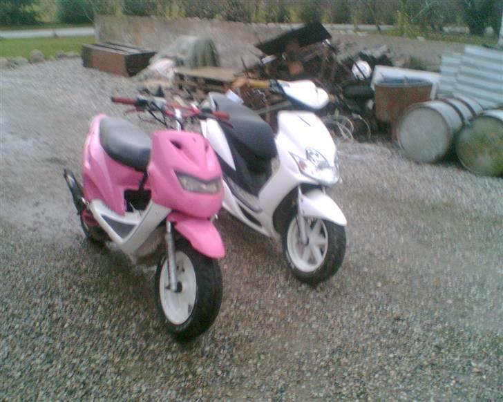 Yamaha Jog R lc Solgt - min gamle Jog R og Rabech´s Popcorn :D billede 6