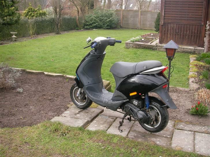 Piaggio New zip SOLGT billede 3