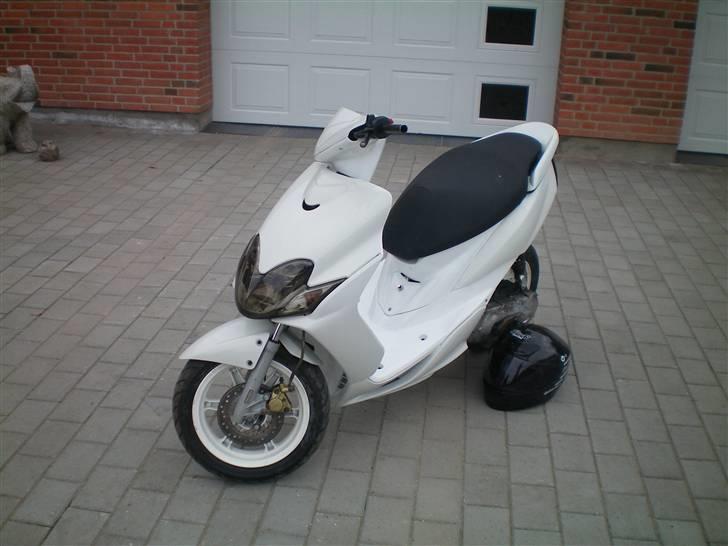 Yamaha Jog R Solgt  billede 1