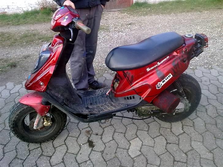 PGO Hot50¨  SOLGT ! - Jaah. Uhh ha da da da =) billede 2