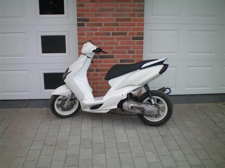 Yamaha Jog R Solgt  billede 3