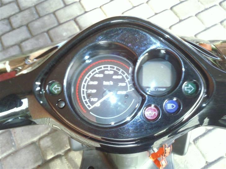 Yamaha jog r  billede 2
