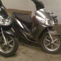 Yamaha Jog R (Solgt)
