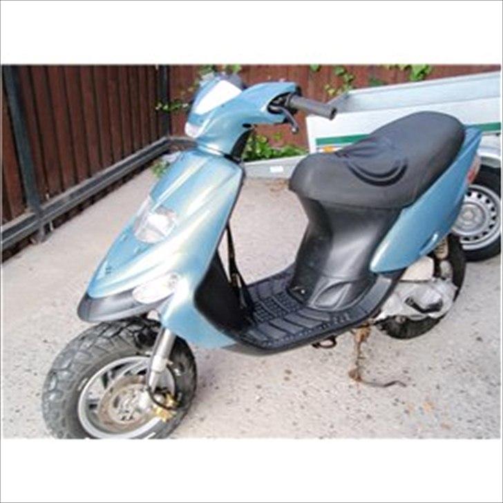 Gilera stalker AC SOLGT - staldmissen i solskin :D billede 1
