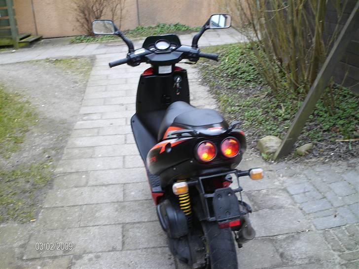 Aprilia sr 50 ditech lcdd(solgt) billede 3