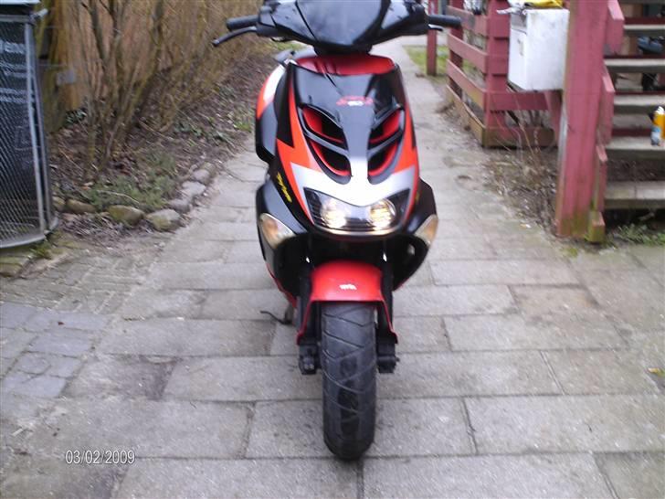 Aprilia sr 50 ditech lcdd(solgt) billede 6