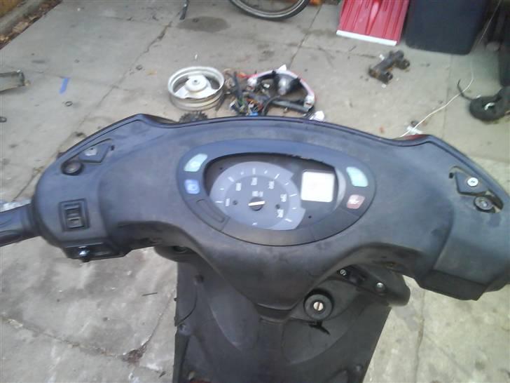 Yamaha neos byttet billede 10