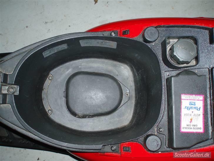 Gilera Stalker Billig billig - Der er sku masser af plads til øl:) billede 2