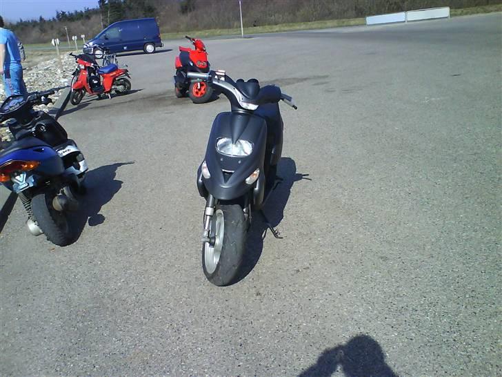 Gilera stalker [SOLGT] - Der har vi stalkeren sammen med sonic,bws,melody ;) billede 4