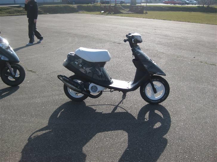 Yamaha Jog Army Solgt billede 5