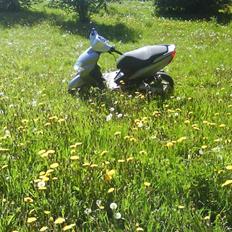 Yamaha JOG R SOLGT :´(