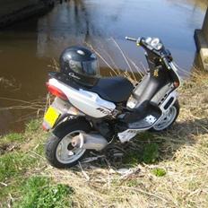 Peugeot Speedfight 2 R-Cup