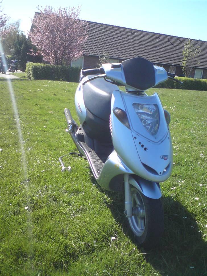 Aprilia sonic - solgt billede 2
