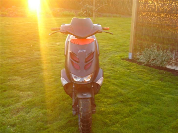 Aprilia sr 50 Ditech *SOLGT* billede 3