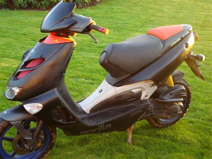 Aprilia sr 50 Ditech *SOLGT* billede 5