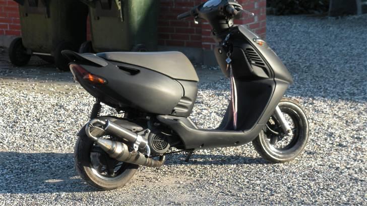 Aprilia Sonic R-setup (SOLGT) billede 2