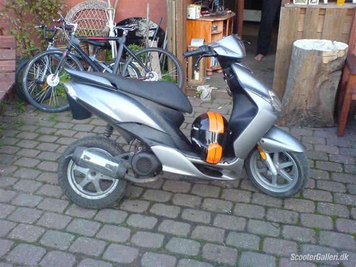 Yamaha jog R lamborghini solgt - før :D billede 16