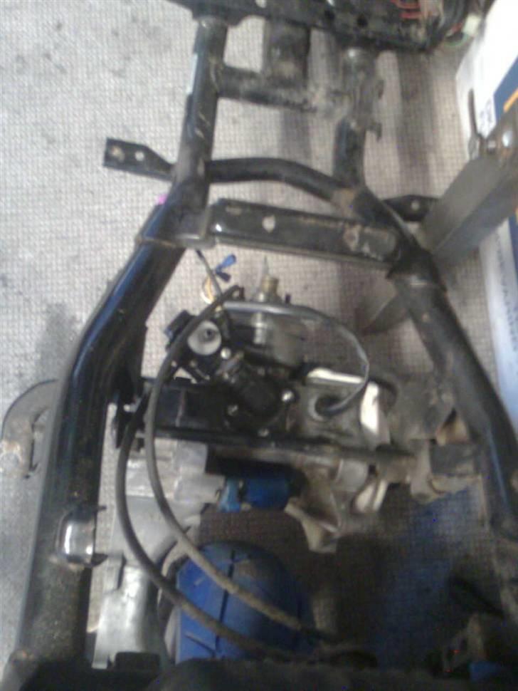 Yamaha neos lc TAGET AF PANSERNE billede 4