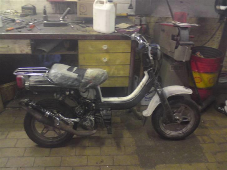Suzuki fz50 SOLGT billede 1