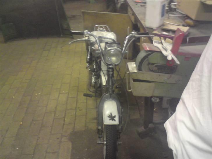 Suzuki fz50 SOLGT billede 3