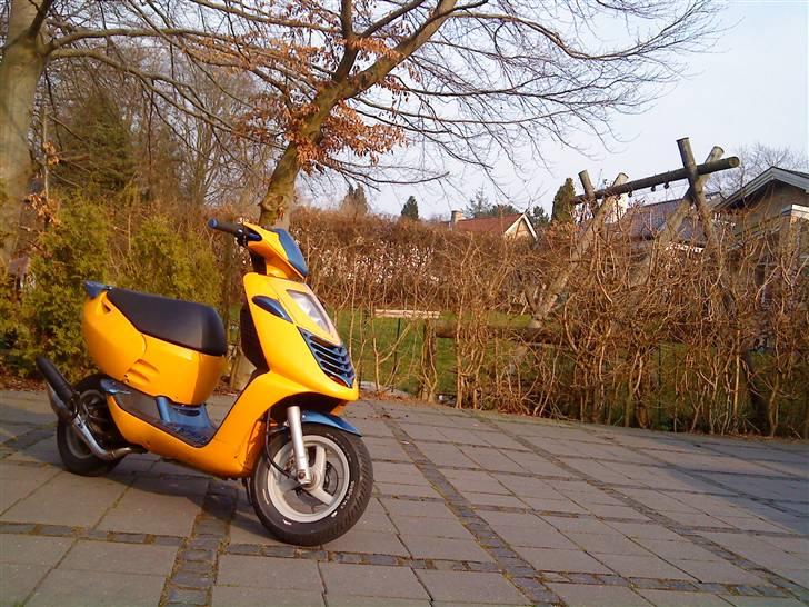 Aprilia Sonic AC/S6 SOLGT billede 2